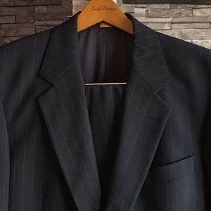 CLASSIC Brooks Brothers pinstripe BROOKSEASE suit